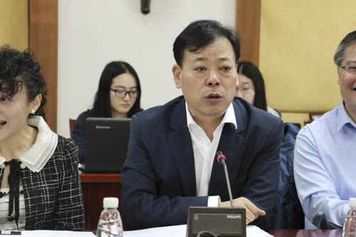 我们院长杨魁作开幕式致辞