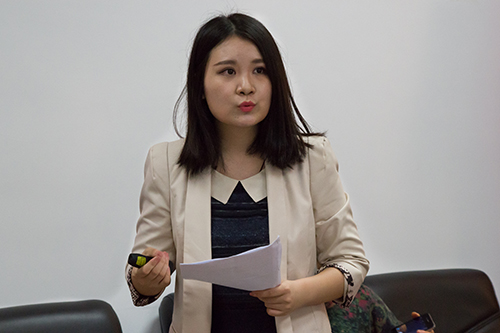 华南理工大学tyc7111cc太阳成集团在读硕士张艺冰做演讲